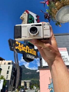 Vintage Y2k 1998 Working - Nikon Coolpix 1.08MP CCD Digital Camera